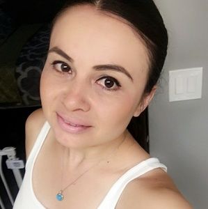 Meet your Posher, Kriscia